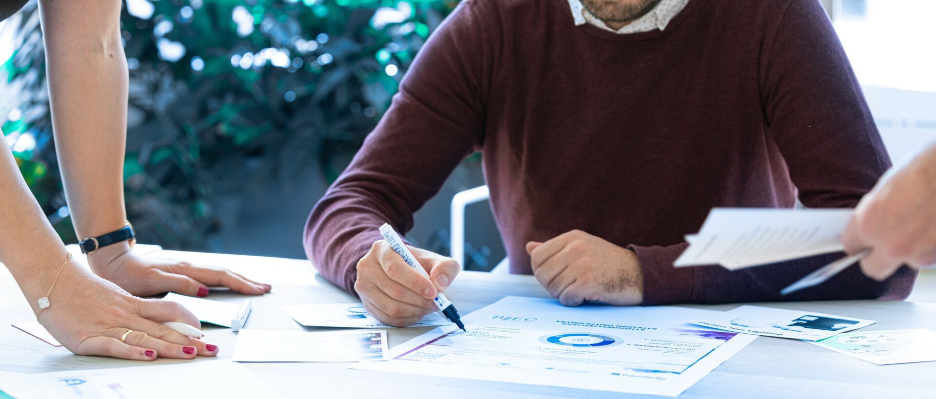 Wir schreiben Zusammenarbeit groß: Die Kooperation von Unternehmen und Forschungseinrichtungen ist unser Anliegen.